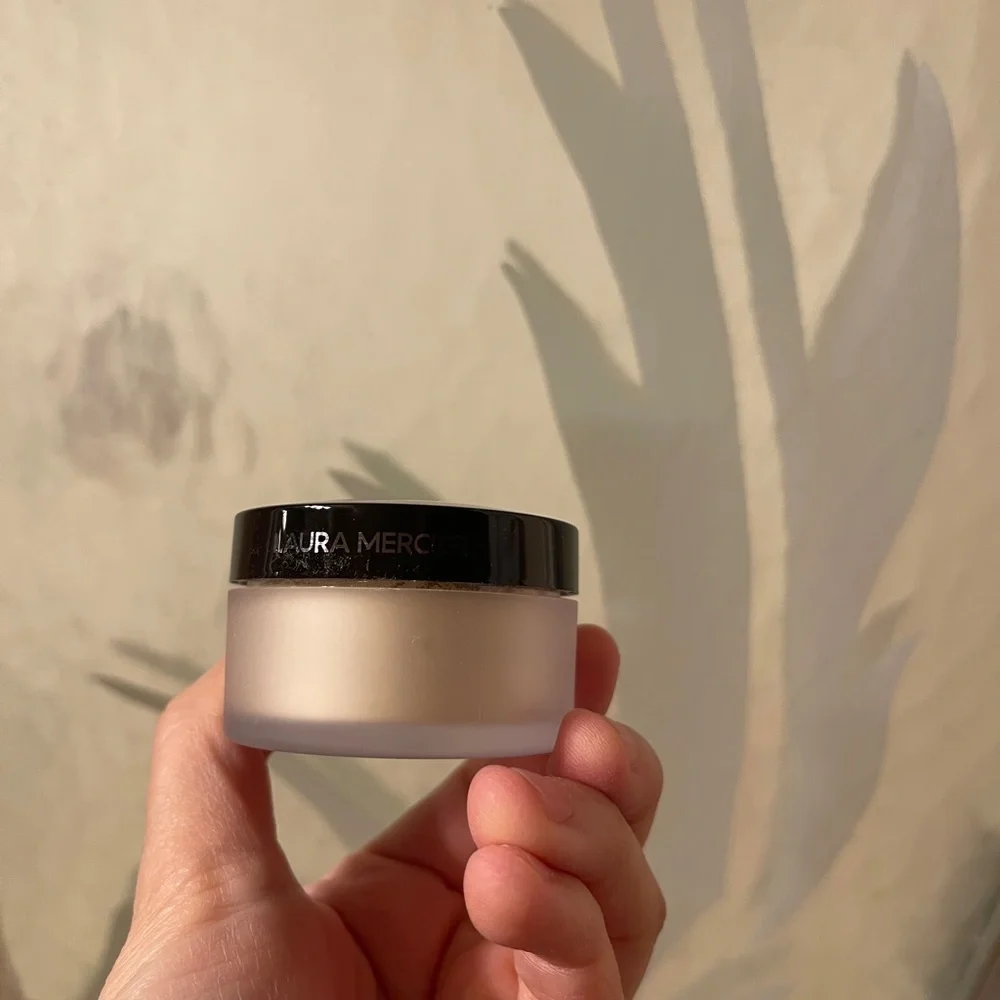 Laura Mercier translucent loose setting powder